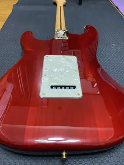 STRATOCASTER GUITAR SAFE