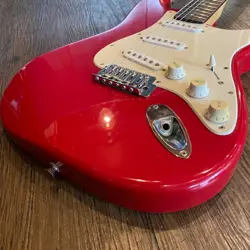 GUITAR SQUIRREL -N269