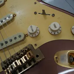 CASTER ELECTRIC GUITAR