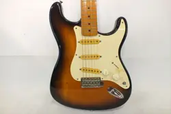 ELECTRIC GUITAR FENDER JAPAN STRATOCASTER 1993-1994 SUNBURST S/N N014545