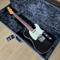 ELECTRIC GUITAR FENDER AMERICAN VINTAGE '62 TELECASTER MADE IN 2012 WITH CASE