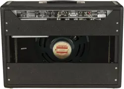 FENDER 64 CUSTOM DELUXE REVERB  GUITAR AMP