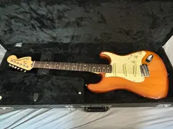 STRATOCASTER HONEYBURST