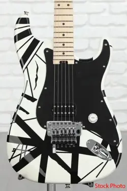 FENDER STRIPED SERIES