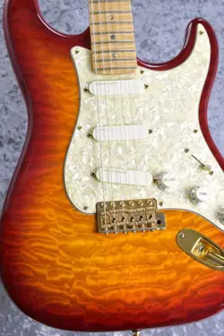 FENDER CUSTOM SHOPÂ MBS CUSTOM ERIC CLAPTON STRATOCASTER QUILTED MAPLE TOP USED