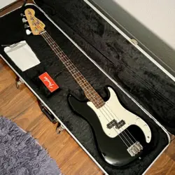 1987 VINTAGE FENDER SQUIER BULLET 1 BASS GUITAR KOREA