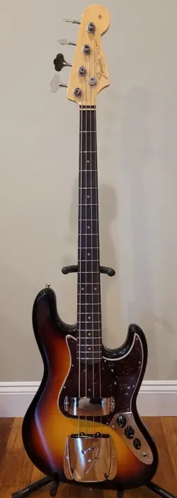 2013 FENDER AMERICAN VINTAGE RE-ISSUE 1964 '64 JAZZ BASS WITH CASE