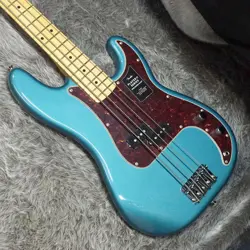 FENDER LIMITED PLAYER II PRECISION BASS OCEAN TURQUOISE