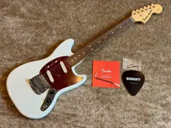 FENDER JAPAN TRADITIONAL 60S MUSTANG ELECTRIC GUITAR FROM JAPAN