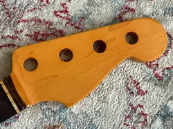 FENDER AMERICAN BASS REISSUE CLAY DOTS NECK