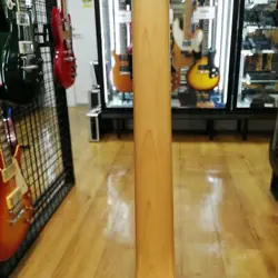 FENDER TRADITIONAL II 60S TELECASTER ELECTRIC GUITAR SAFE DELIVERY FROM JAPAN