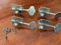FENDER VINTERA ROAD WORN 60S JAZZ BASS TUNERS CHROME PRECISION SET