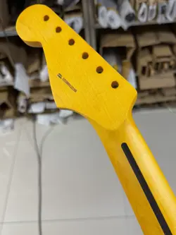 21FRETS YELLOW SATIN