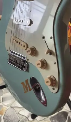 FENDER 1994