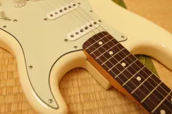 STRATOCASTER MEXICAN