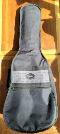 FENDER VINTAGE LOGO PADDED GIG BAG SOFT CASE SHOULDER STRAP FOR ELECTRIC GUITAR