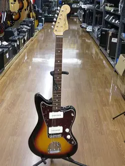 JAZZMASTER RW MAPLE