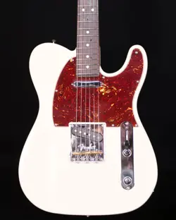 FENDER AMERICAN PROFESSIONAL II TELECASTER, ROSEWOOD FINGERBOARD, OLYMPIC WHITE,