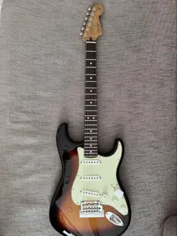 FENDER LIMITED PLAYER II STRATOCASTER SAFE PACKING!