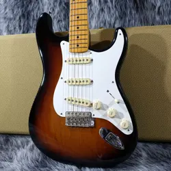 FENDER AMERICAN VINTAGE II 1957 STRATOCASTER 2 COLOR SUNBURST 13053
