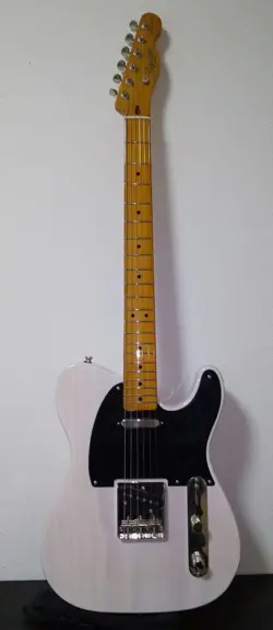 SQUIER BY FENDER TELECASTER ELECTRIC GUITAR EXCELLENT CONDITION FROM JAPAN