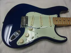 MINT, NOS 2019 FENDER SPECIAL EDITION TRANS BLUE STRATOCASTER DELUXE W/ CASE