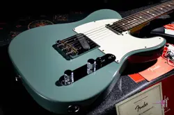 FENDER AMERICAN PROFESSIONAL TELECASTER 2019