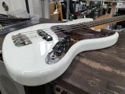 JAZZ BASS TRADITIONAL