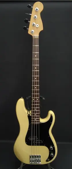 P-BASS ROSEWOOD VWH