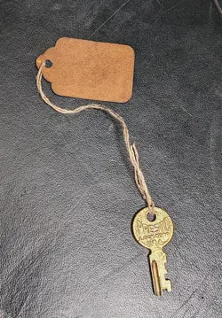 VINTAGE 1958 - 1963  FENDER GUITAR CASE KEY