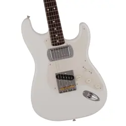 WHT ELECTRIC GUITAR