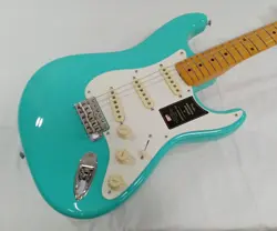 FENDER AMERICAN VINTAGEII 1957STRATCAS ELECTRIC GUITAR SAFE DELIVERY FROM JAPAN