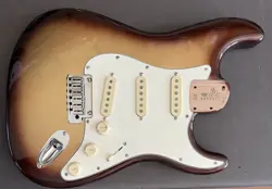 ULTRA STRATOCASTER LOADED