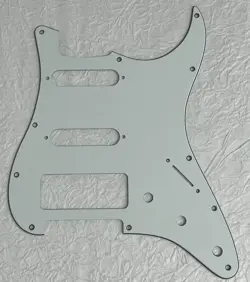 NEW GREAT-FOR FENDER STRATOCASTER 11 SCREW S-S-P90 GUITAR PICKGUARD PARCHMENT
