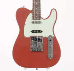FENDER DELUXE NASHVILLE TELECASTER PF/FRD FIESTA RED