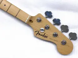 MAPLE NECK PLAYER
