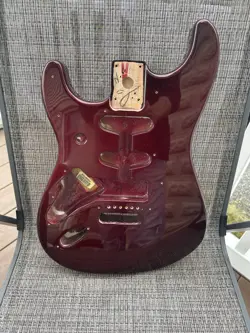 HANDED GUITAR BODY