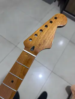 S S 22FRETS ROASTED MAPLE GLOSS FINISH ELECTRIC GUITAR NECK FOR FENDER STRAT