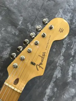 STRATOCASTER 2010 ELECTRIC