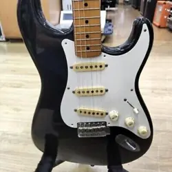 FENDER JAPAN ST57 BLACK ELECTRIC GUITAR STRATOCASTER USED FROM JAPAN