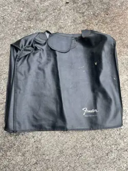 AMPLIFIER COVER FENDER