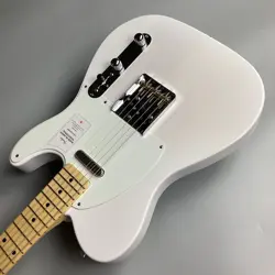 WHITE BLONDE GUITAR