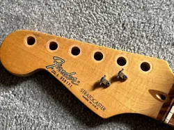 LEFTY 1990 FENDER STRATOCASTER GUITAR NECK AMERICAN STANDARD