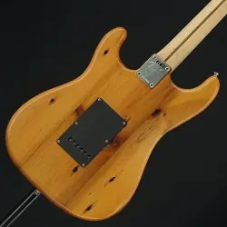 PINE STRATOCASTER SN.