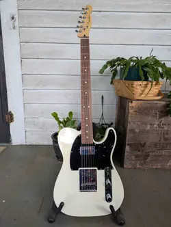 BARITONE FENDER