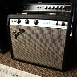 VINTAGE 70S FENDER CHAMP SILVERFACE TUBE AMP