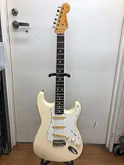FENDER JAPAN STD-62 STRATOCASTER TYPE SAFE DELIVERY FROM JAPAN