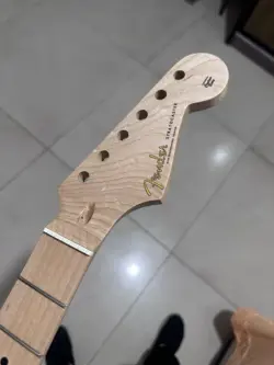 22FRETS NATURAL COLOR MAPLE ELECTRIC GUITAR NECK SUITABLE FOR FENDER STRAT DIY