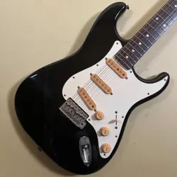 ST-33R STRATOCASTER E-SERIAL