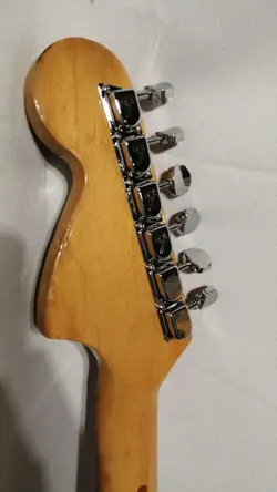 1979 STRATOCASTER ELECTRIC